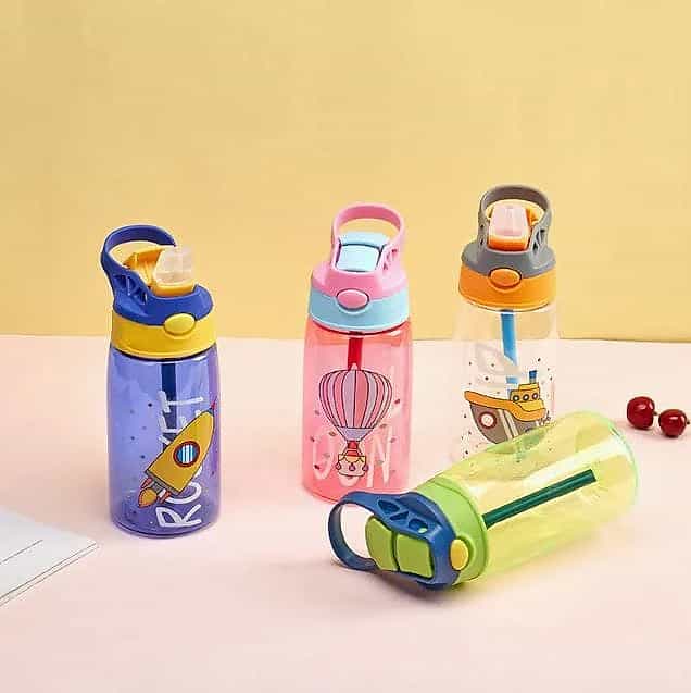 Cute Cartoon Plastic Water Bottle – Leak-Proof & Easy to Carry (480ML)