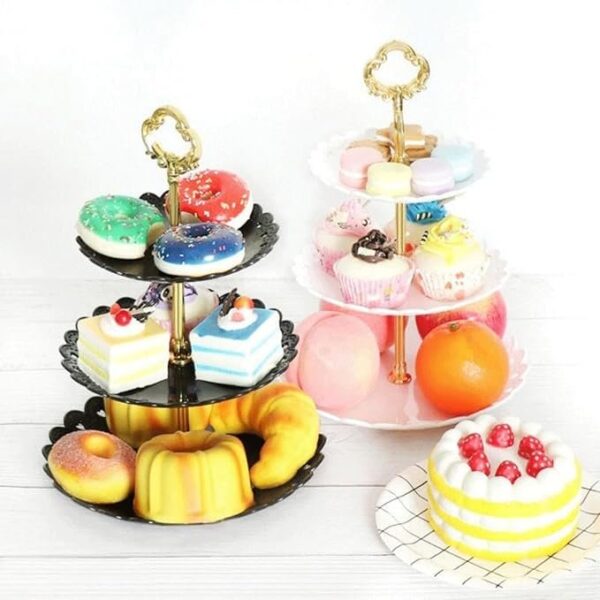 Round Plastic Dessert Tray Set