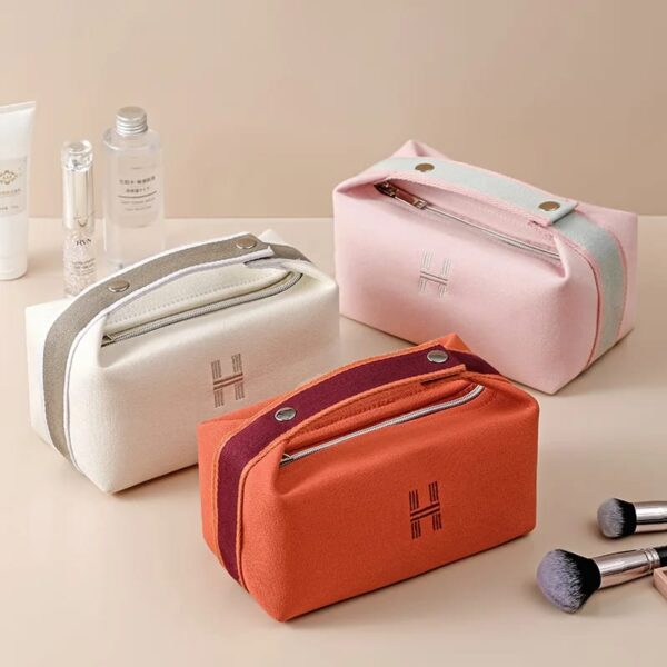 Portable Water-Proof Wash Bag